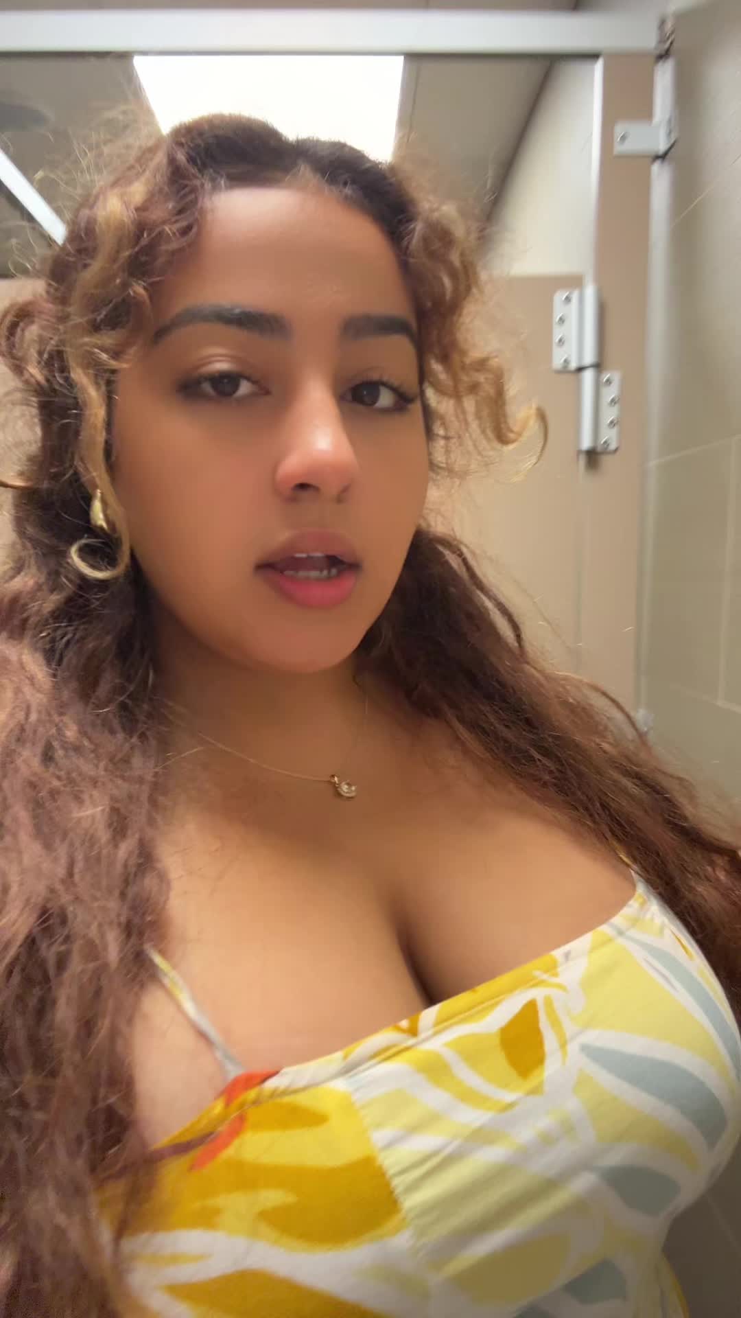 @NotAriannaDenise