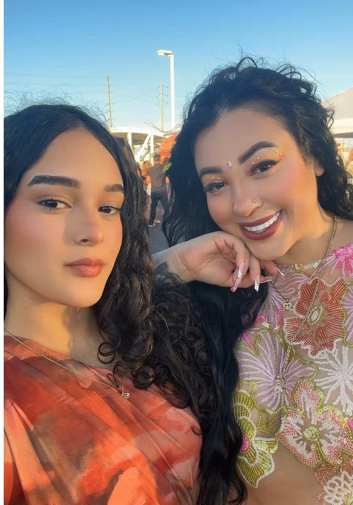 @Yennifer 🎀🌻