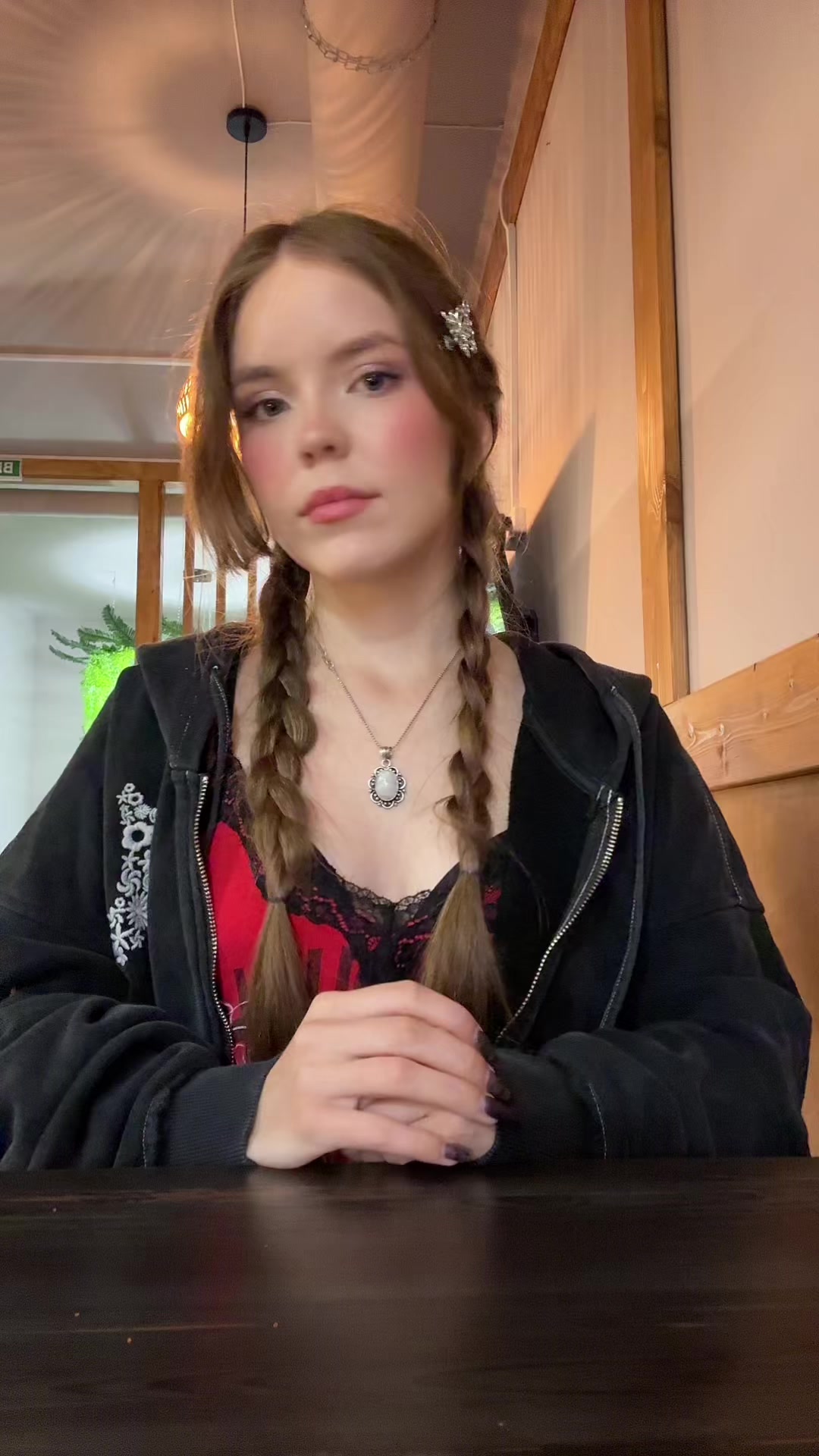 @Alisa sleepy🦇