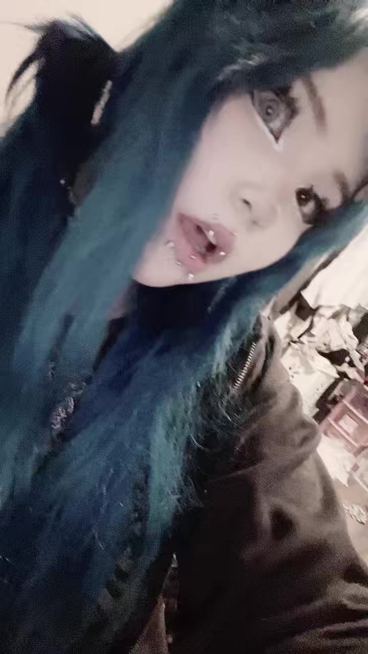 @lala:3