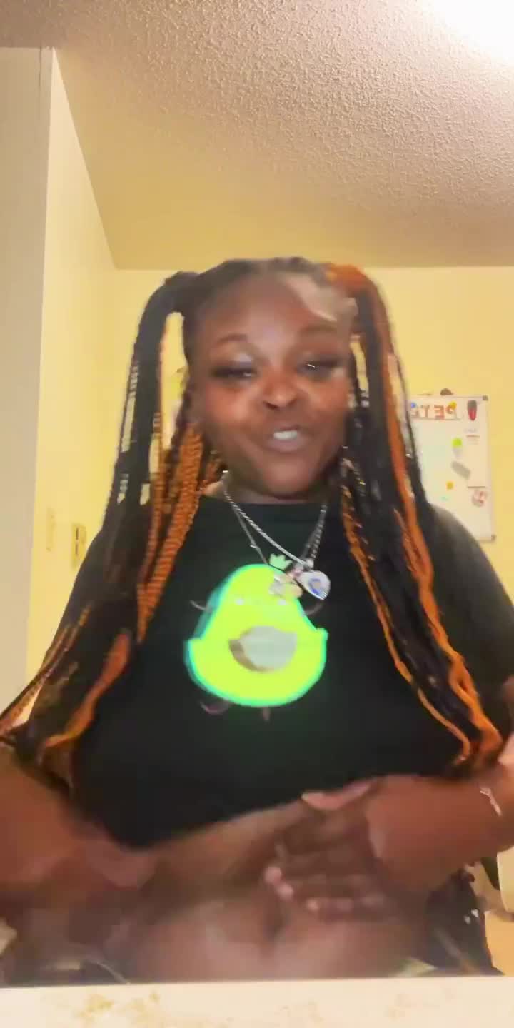 @JustMookiiee