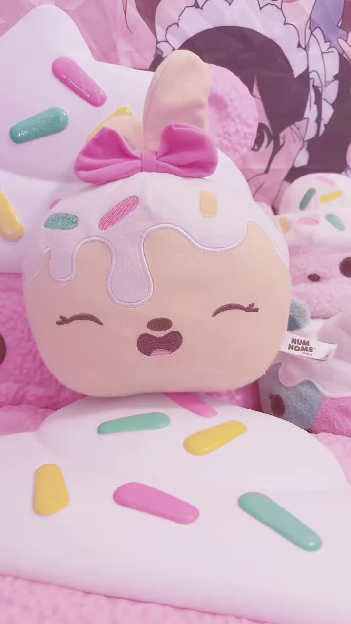 @numnomz 🦄