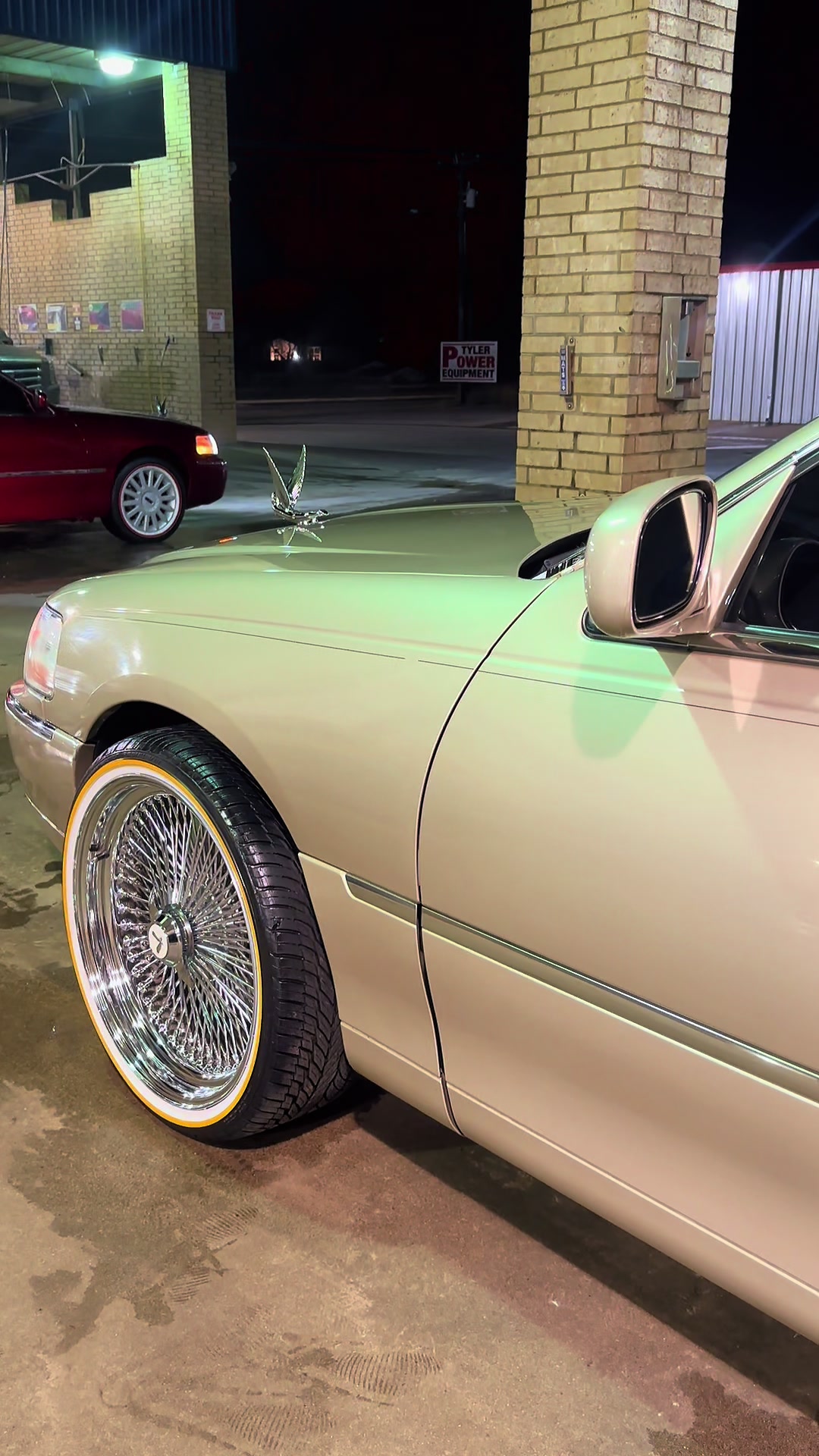 @Lincoln Town Cars