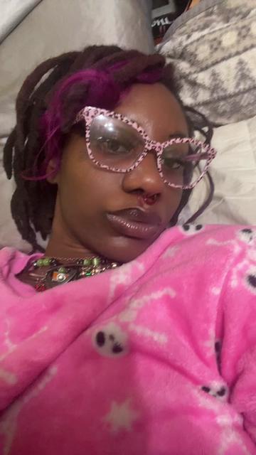 @☆Lilmamabrat₍^. .^₎⟆