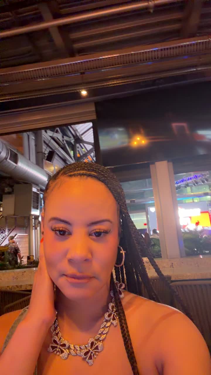 @Mizzteejay