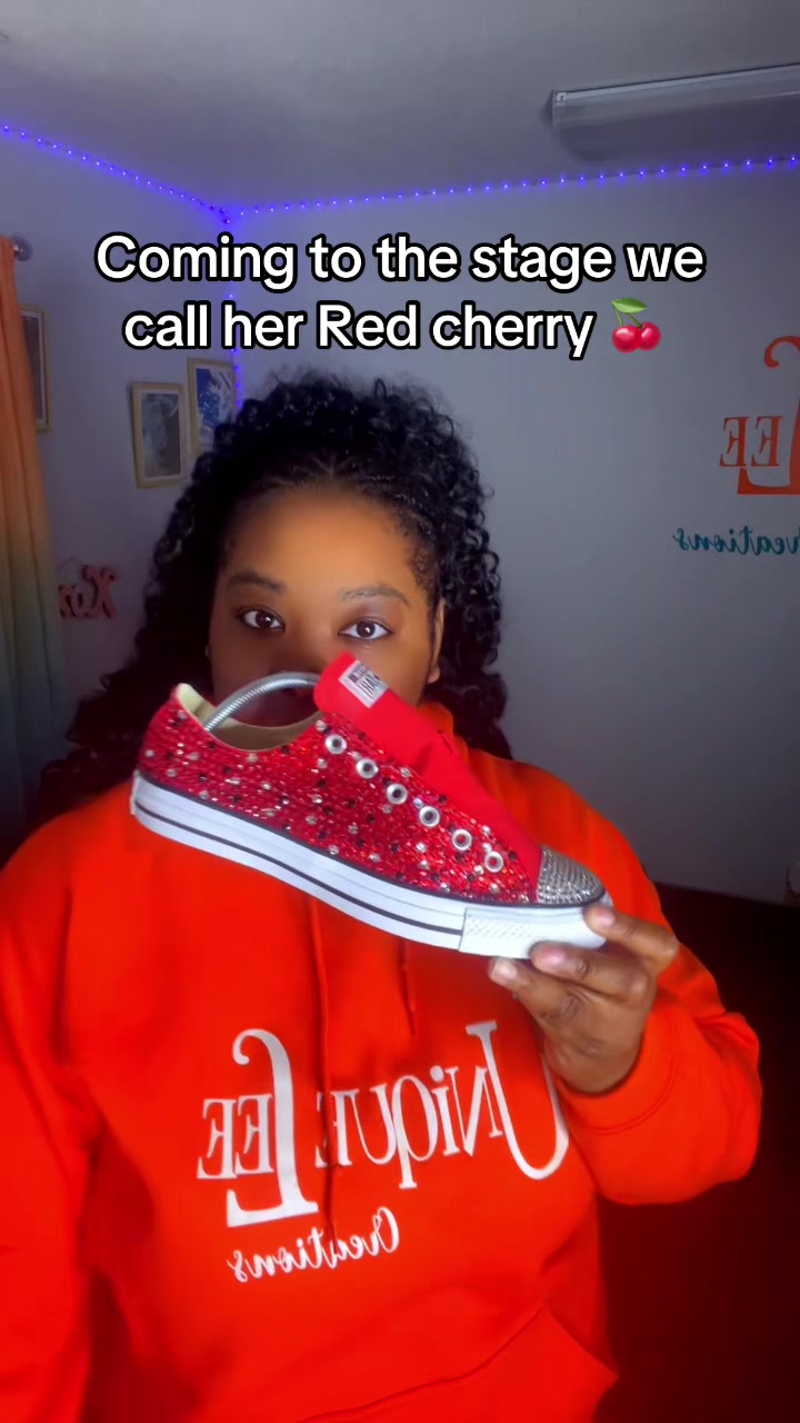 @UniqueLee Creations