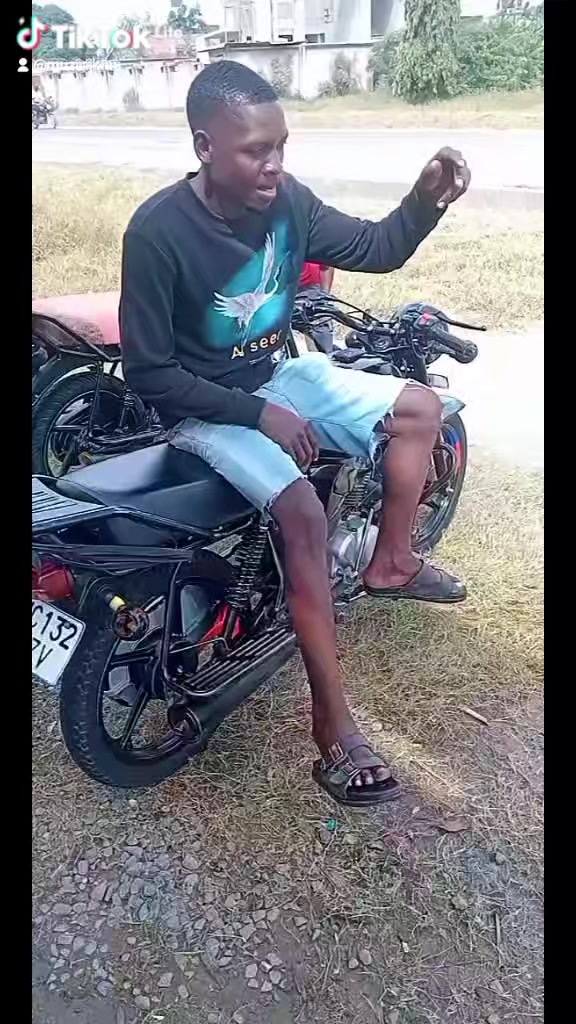 @muziri