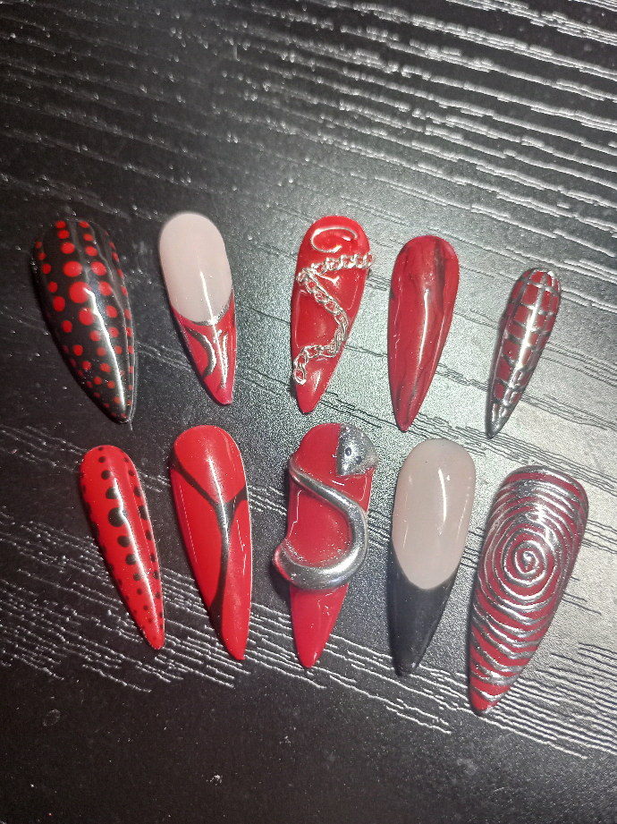 @Venom Nails