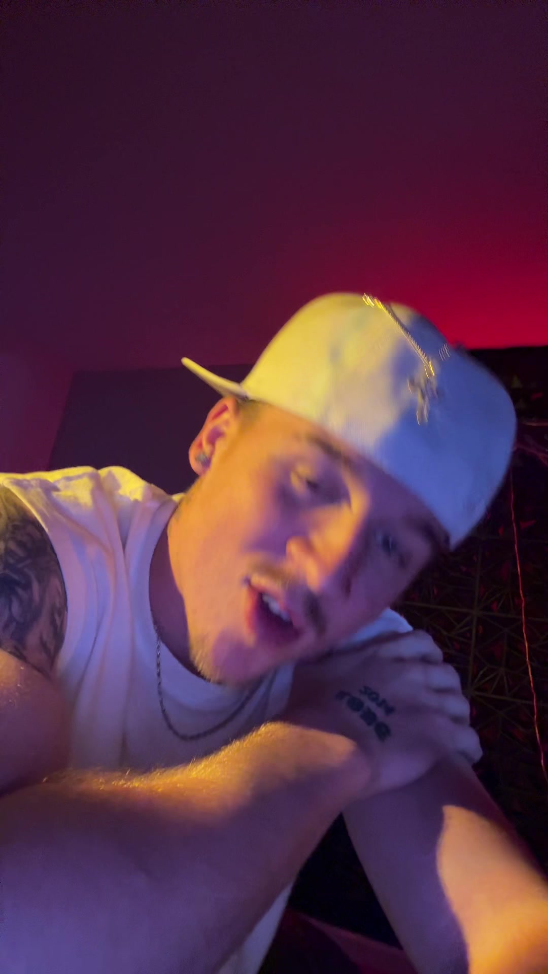 @Tyler👁️🗨️