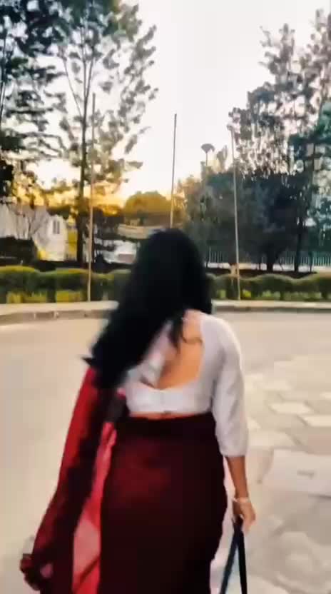 @Preety 🦭🥂