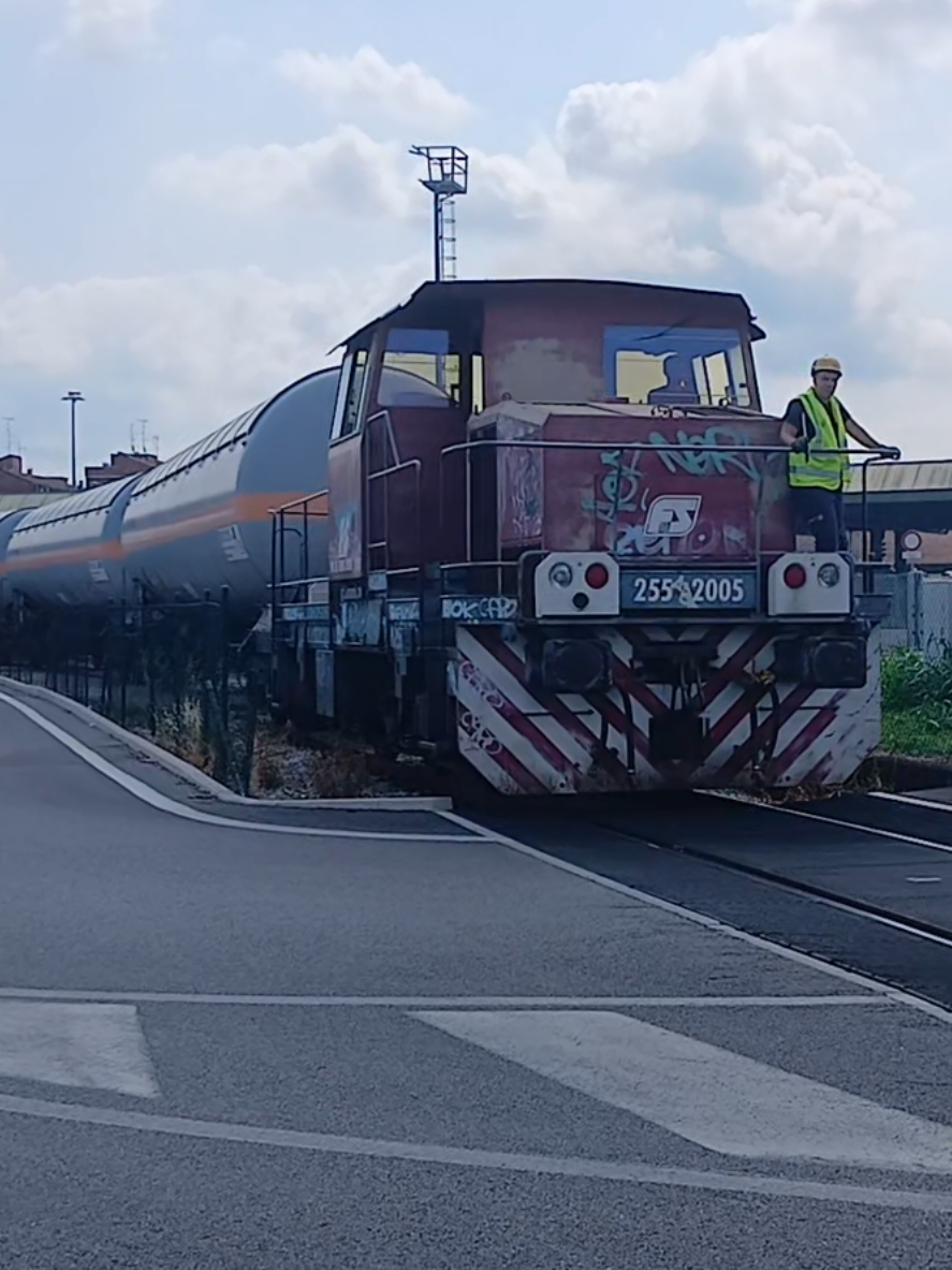 @Italian_trains