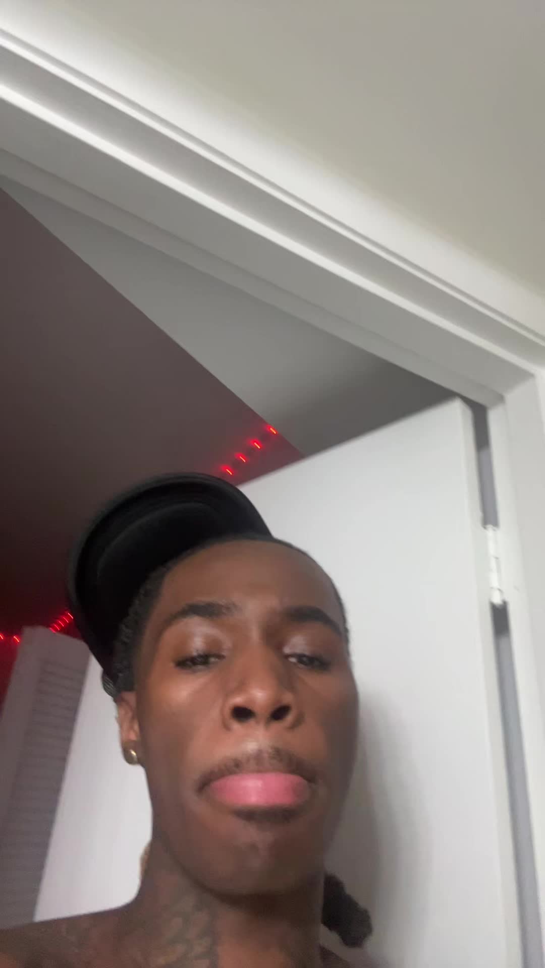@zy