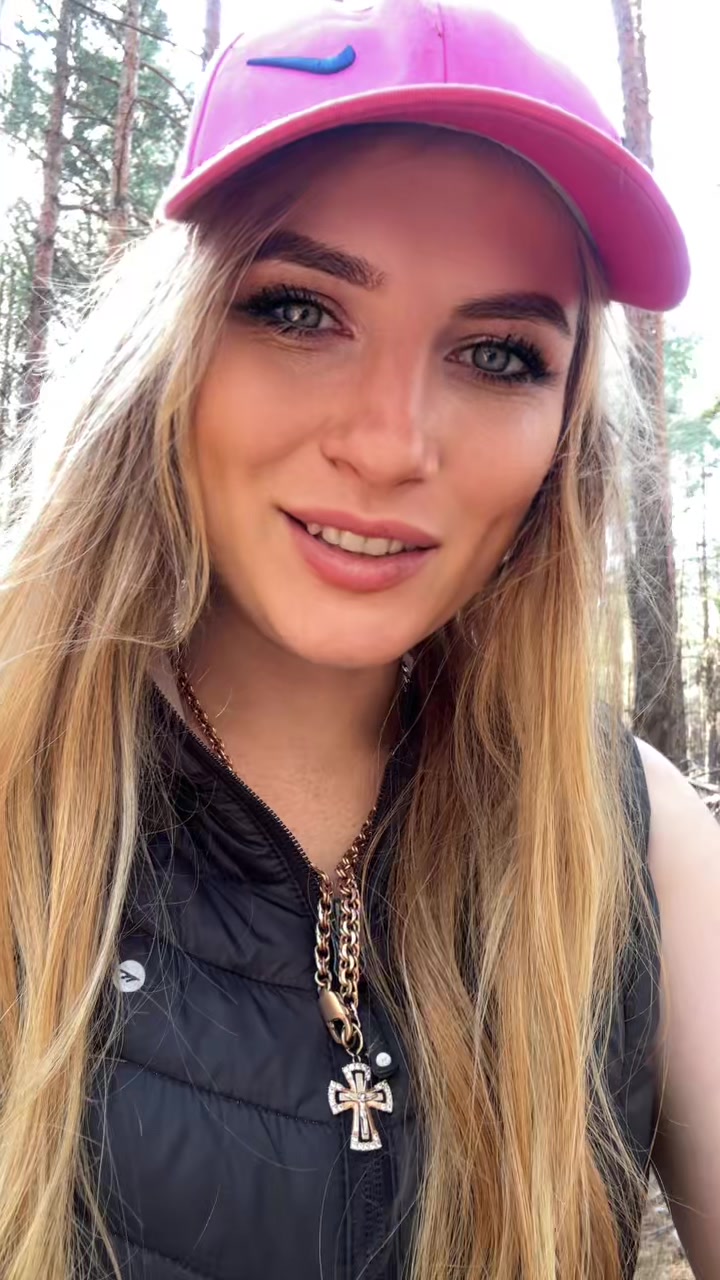 @Valentina