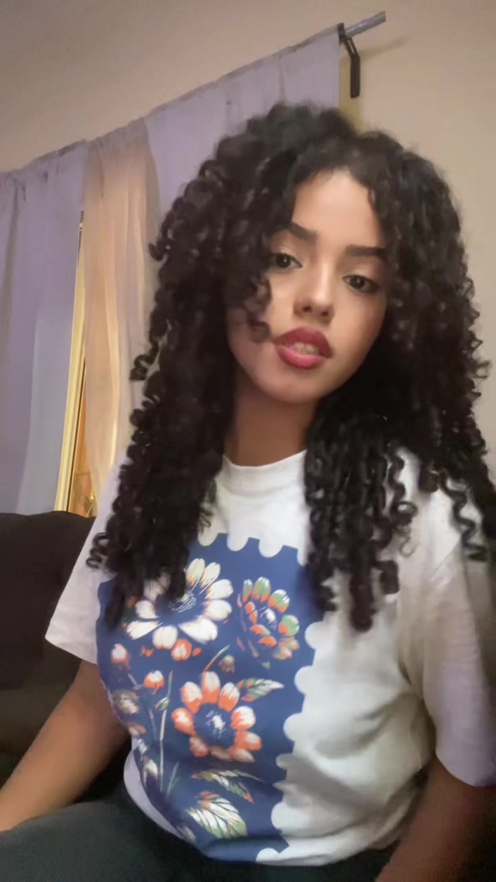 @Cerecita 🍒