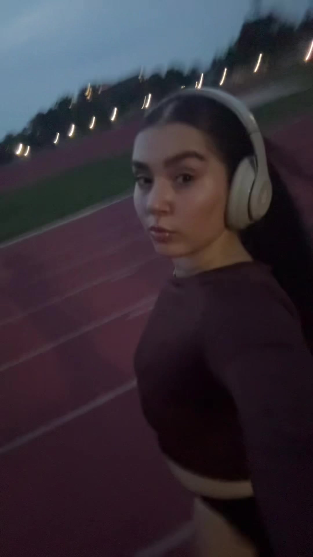 @E