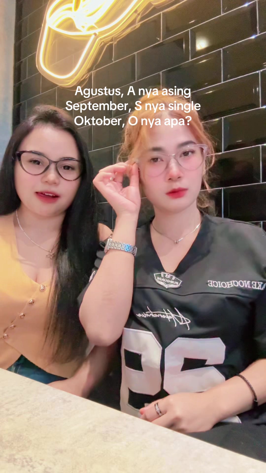 @Mikhayla_queen🦂🇭🇰