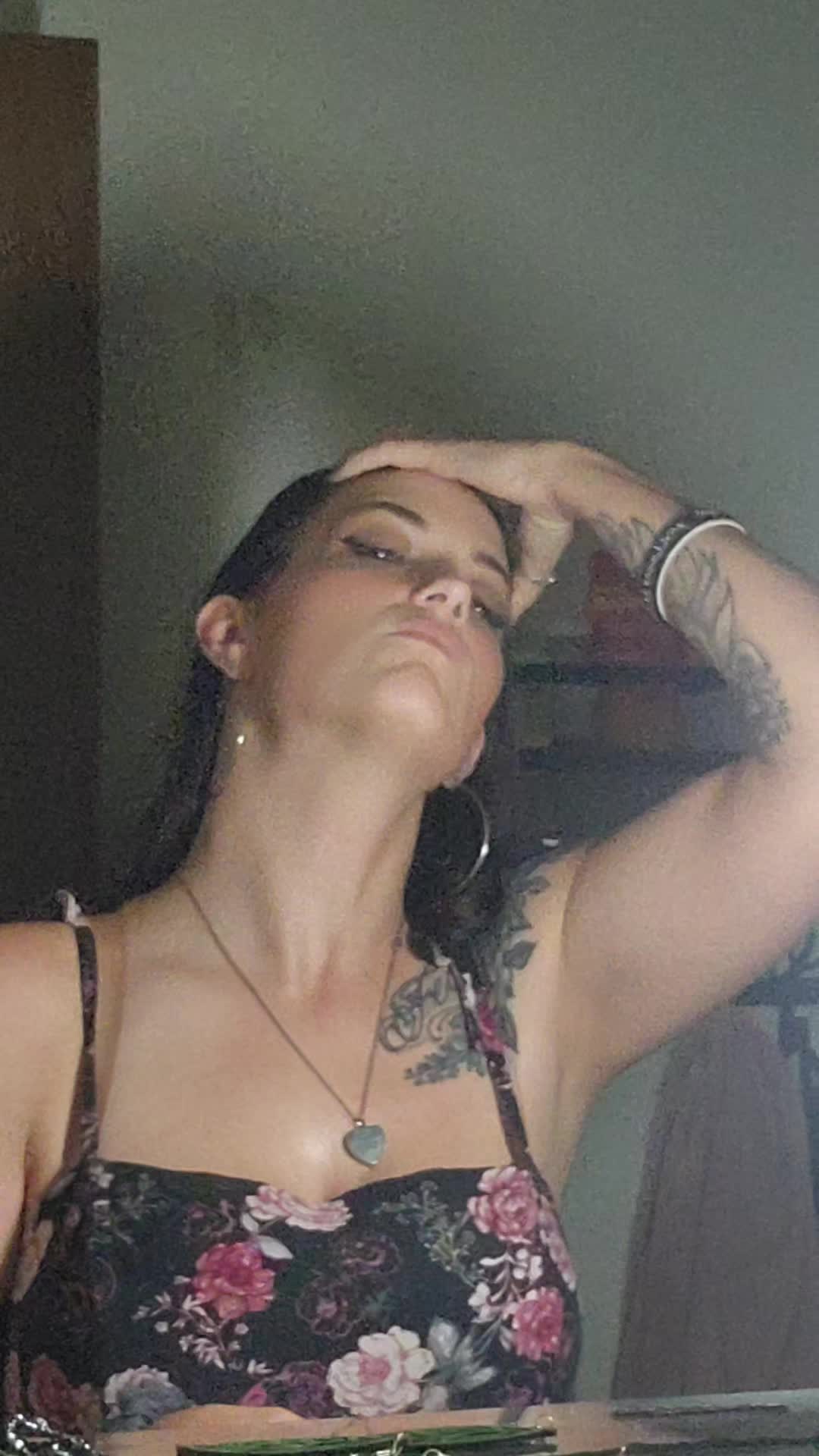 @365.crabby_abby