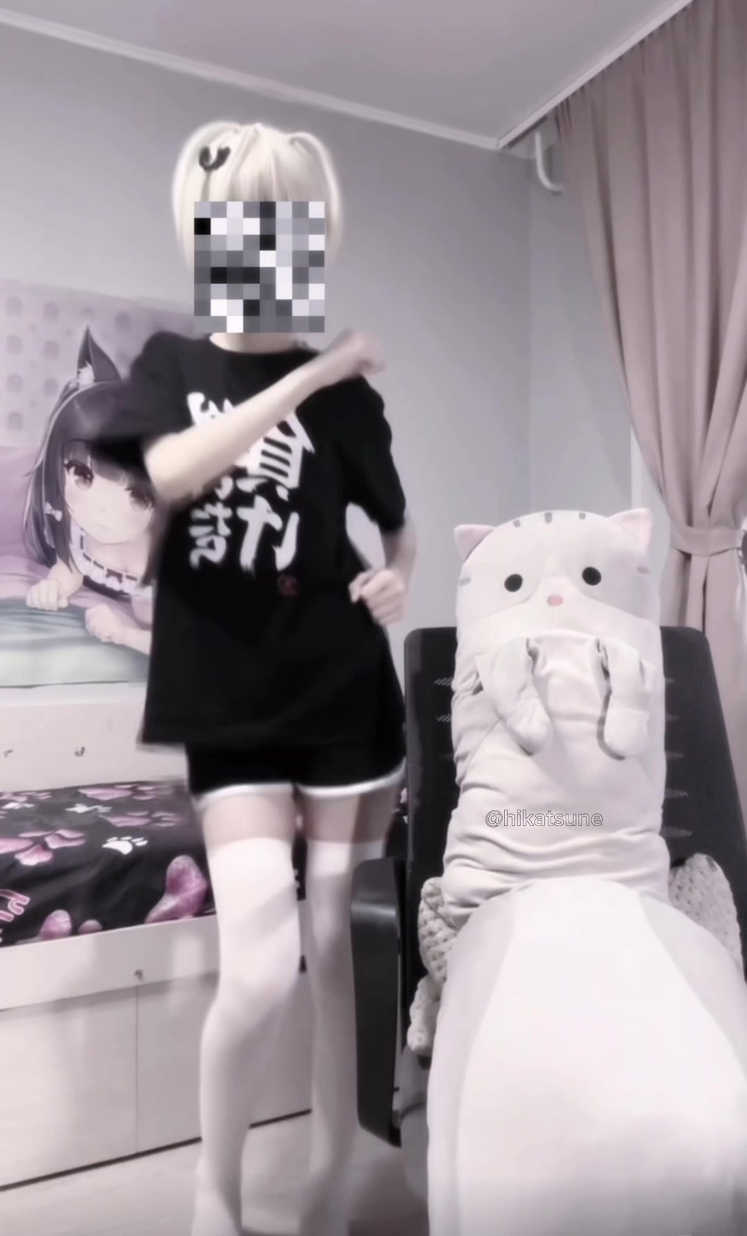 @hikatsune4chan
