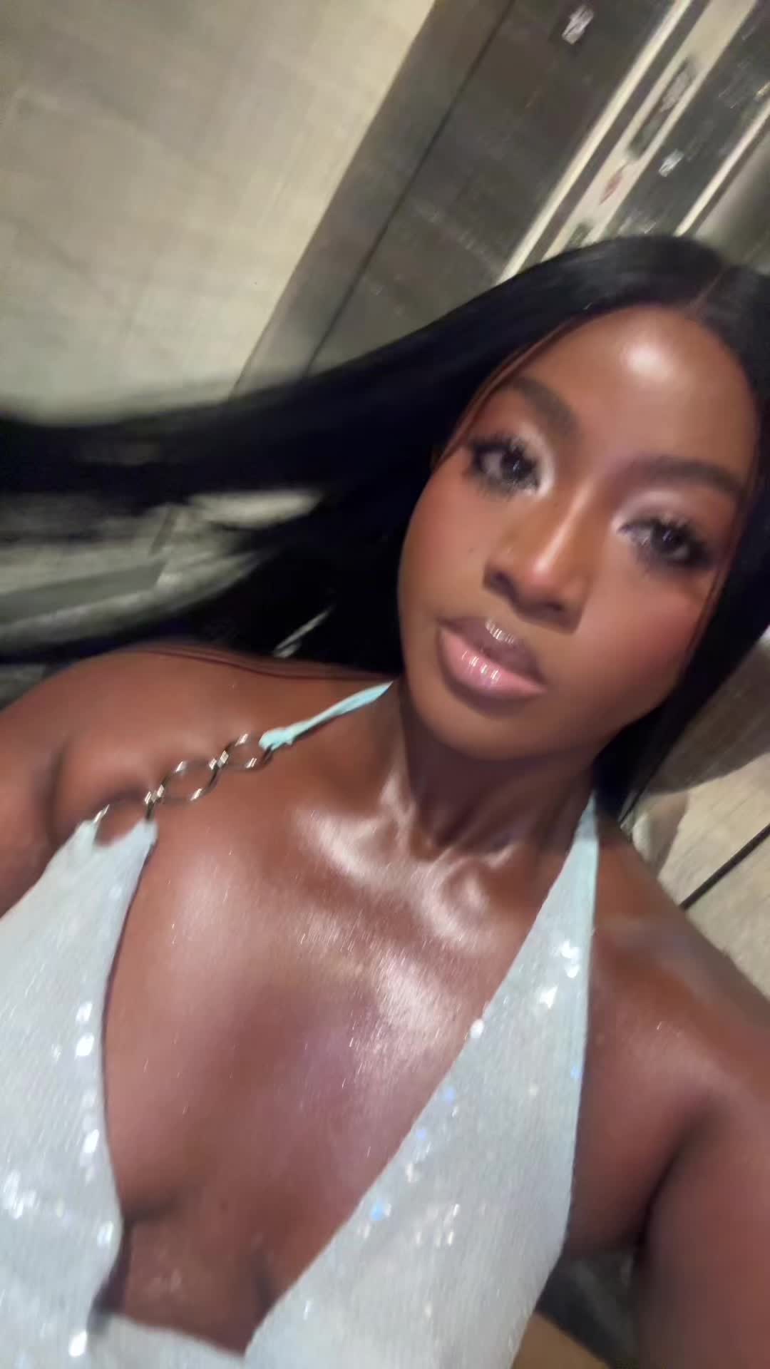 @Ewaistheone