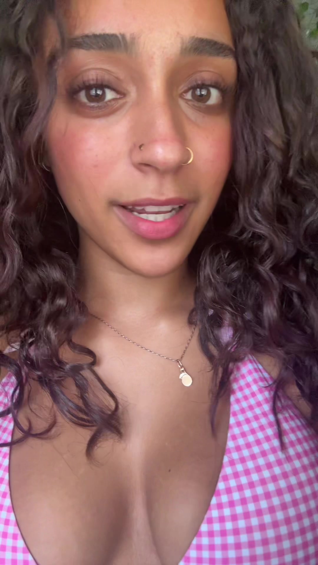 @👣👣