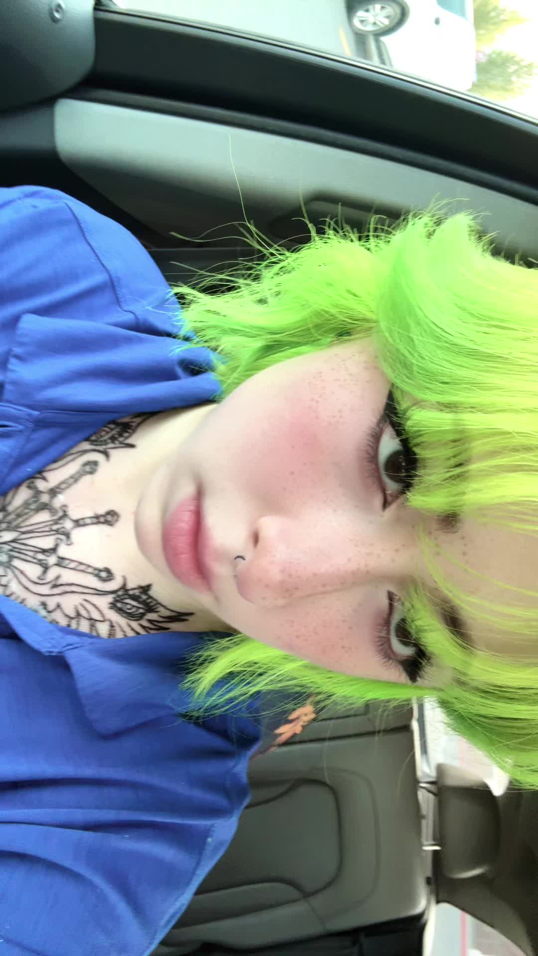 @impineapplegg