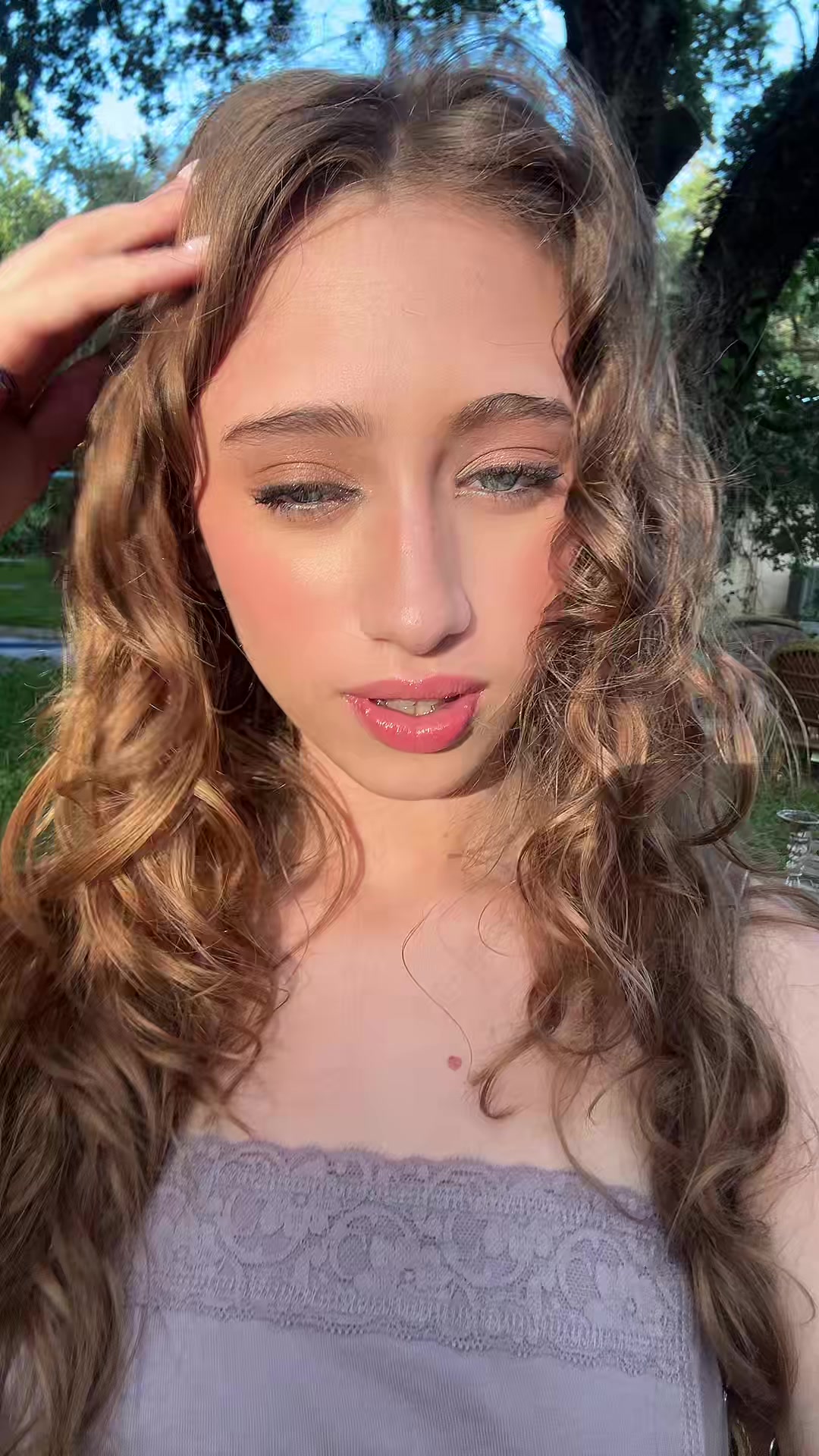 @𝐸𝓈𝓉𝒽𝑒𝓇 𝐹𝓇𝒶𝓎𝒹𝒶 🍁