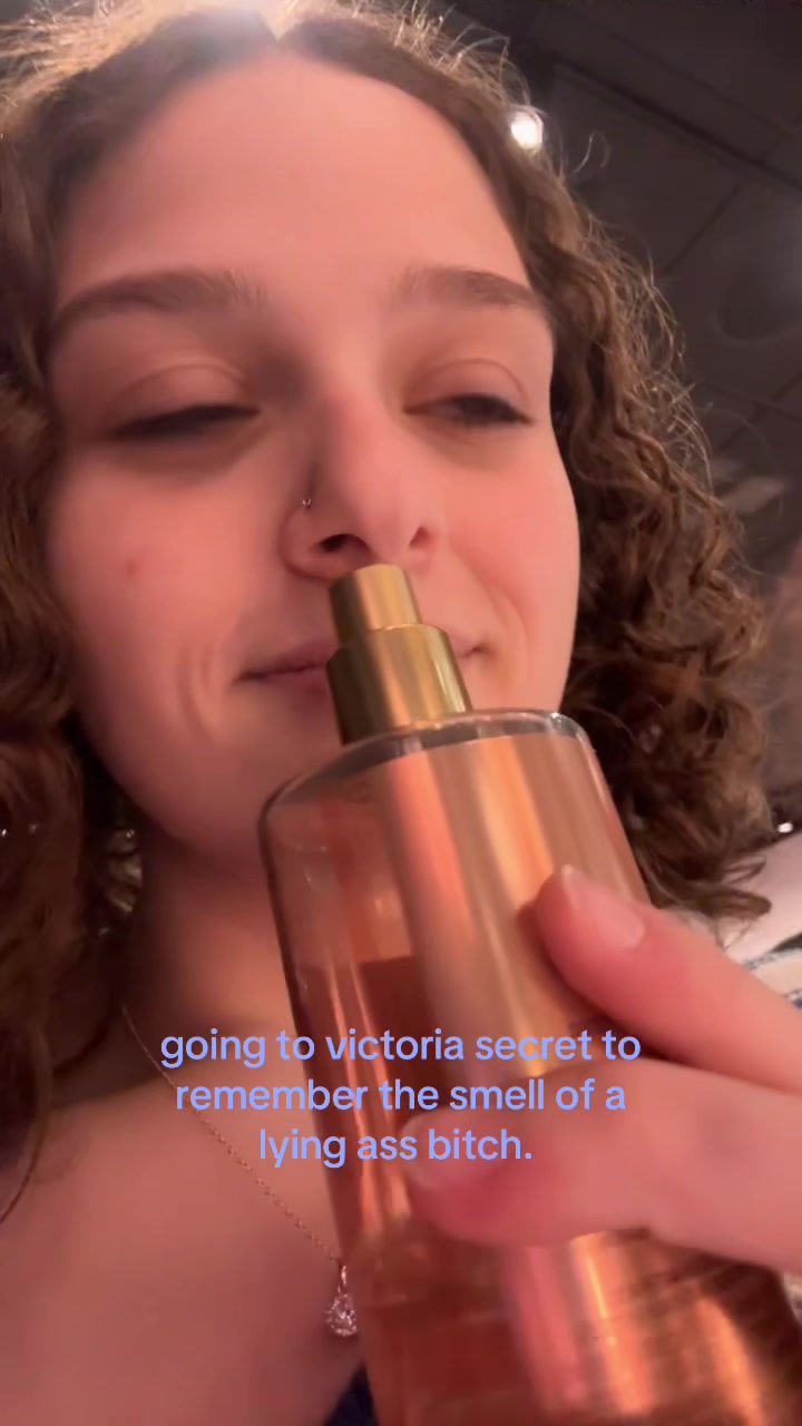 @𓃵