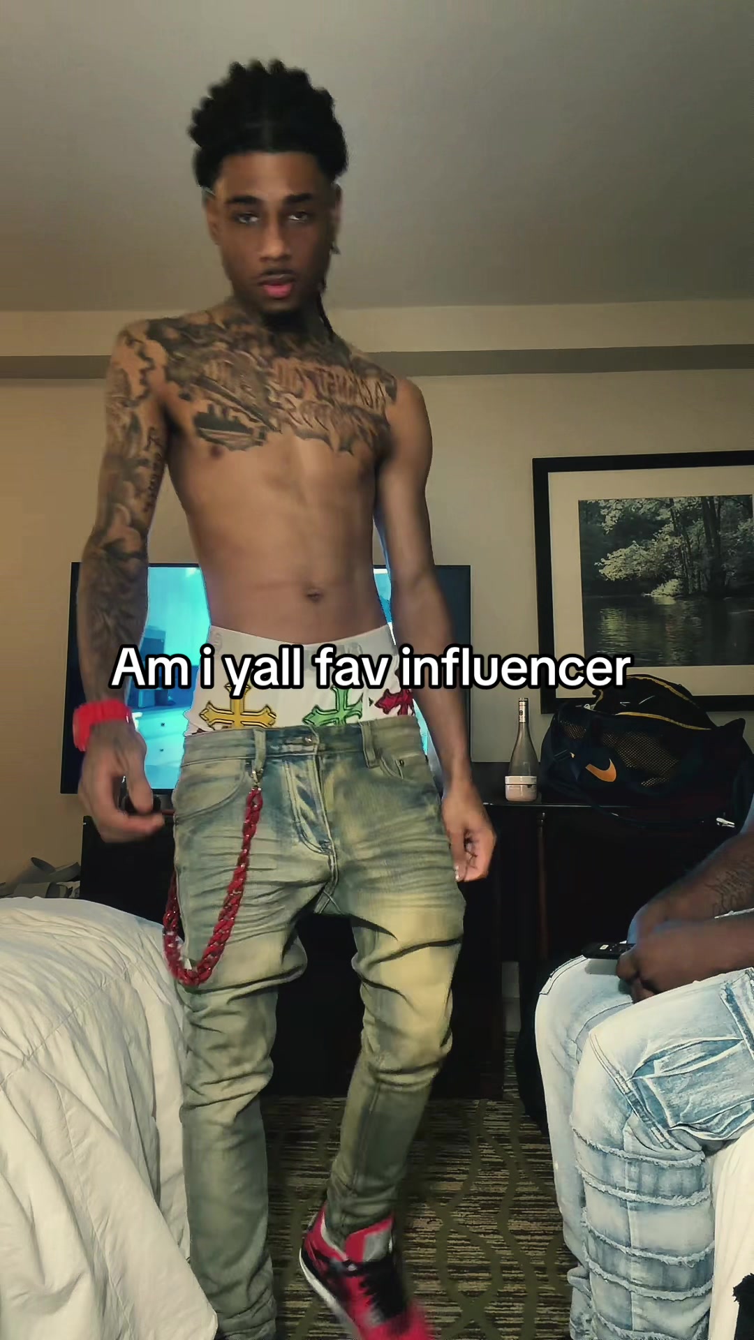 @FamousTrayski