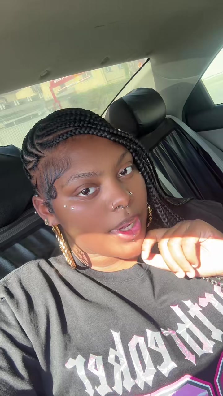 @naaay🫦