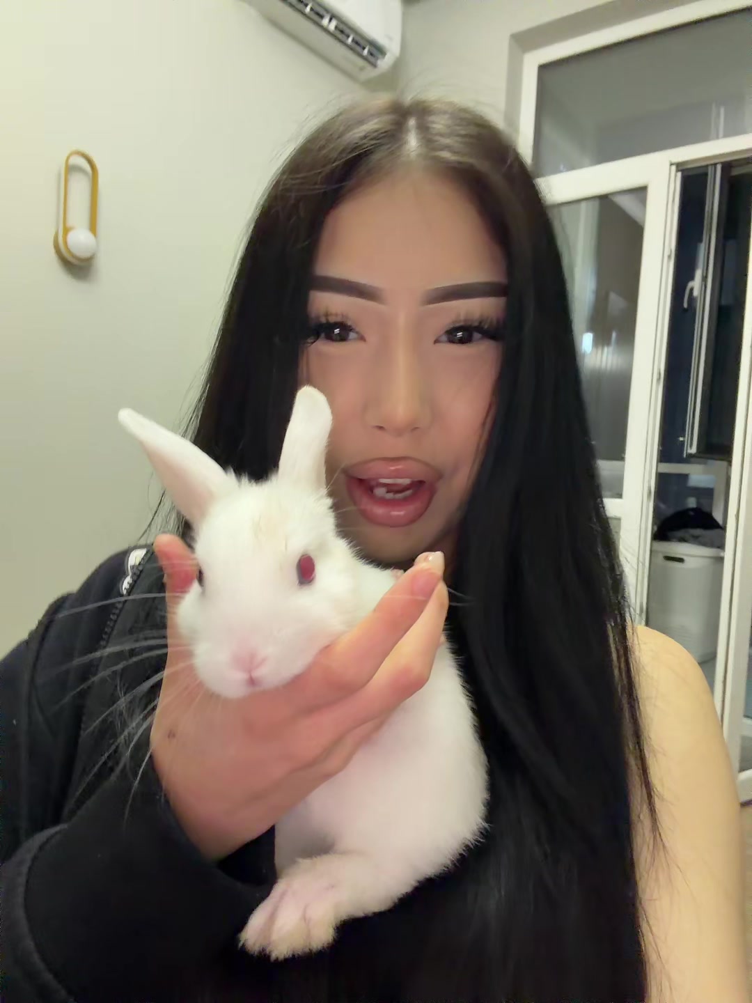 @черная кошечка🐈⬛