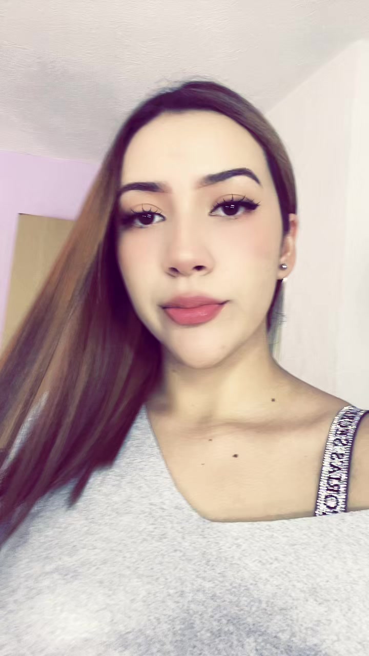 @Danni🤍👹