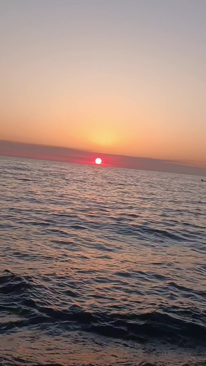 @emelııı