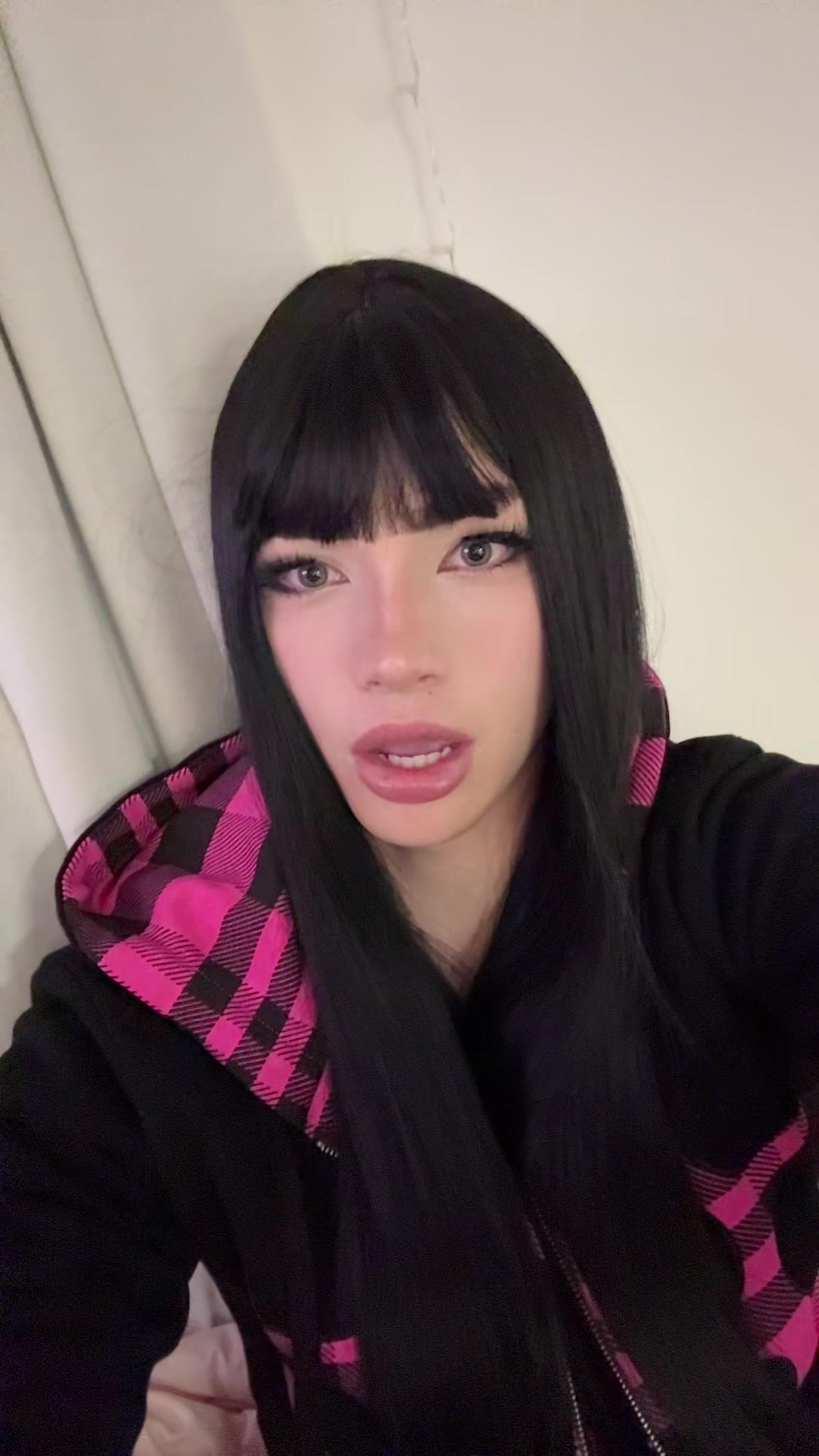 @Kiss