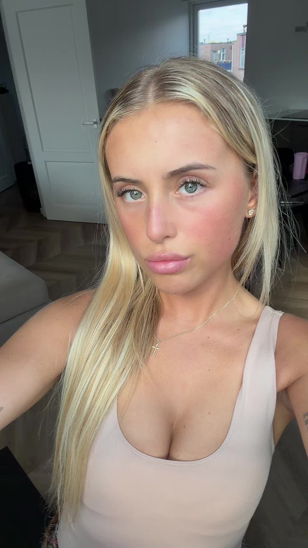 @sterrenovaaa