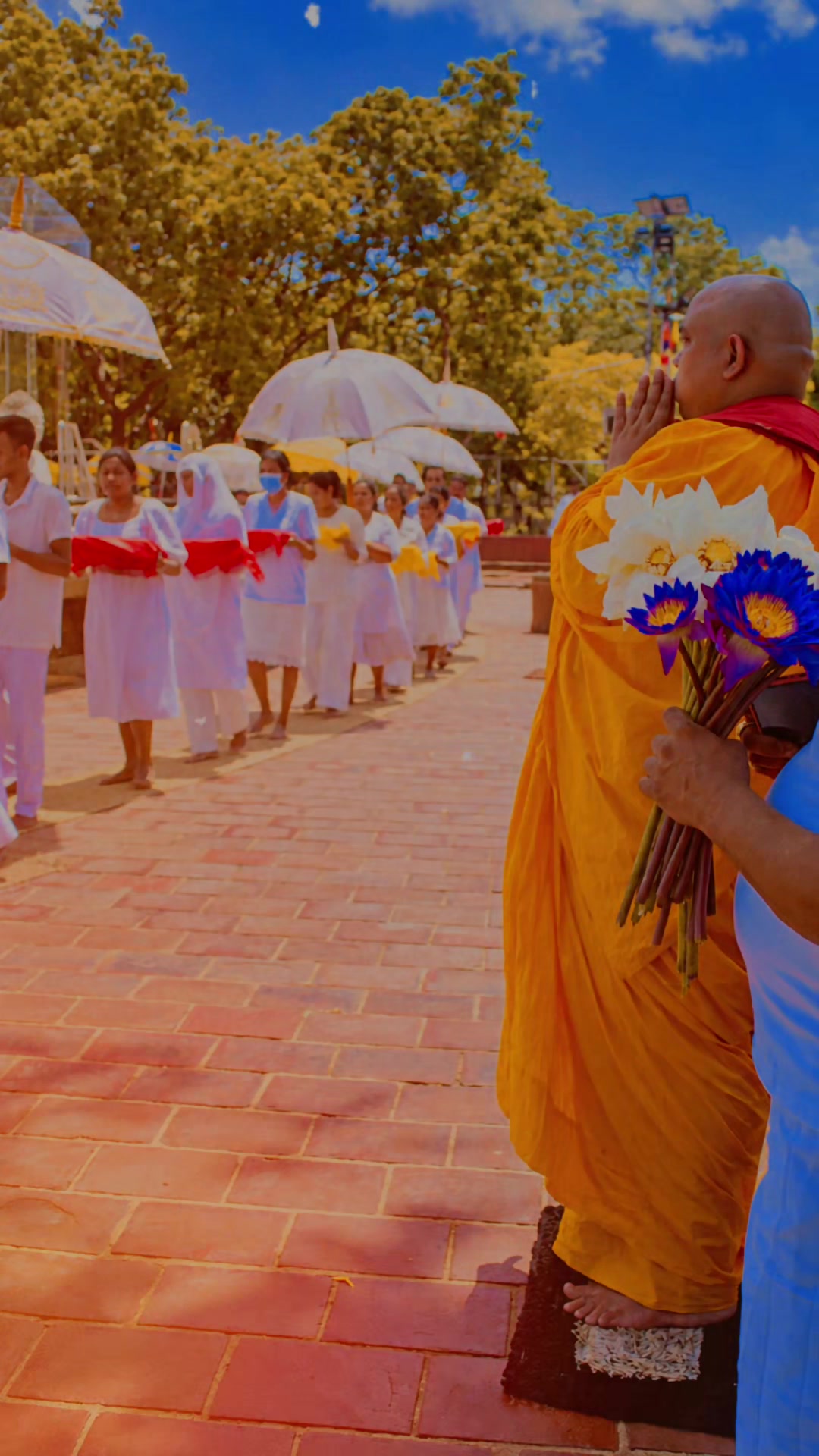 @@භාරතී -පොඩි- හාමුදුරුවෝ