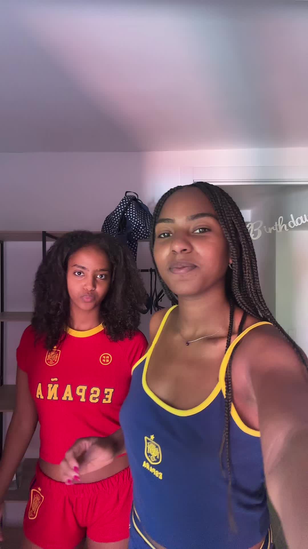 @🎀