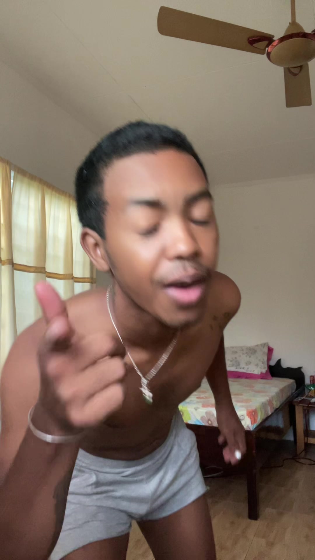 @Anthonio_faniry🤍