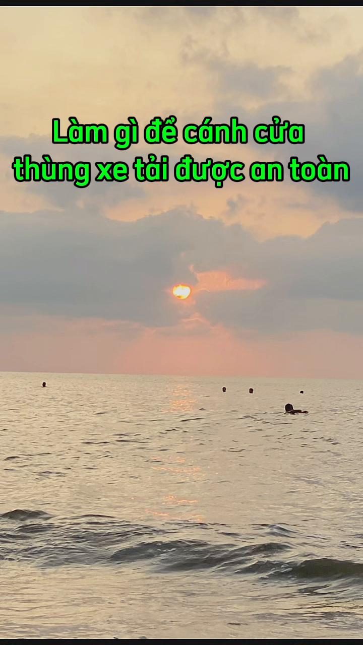 @Phụ kiện &ocirc; t&ocirc; Ho&agrave;ng B&aacute;ch