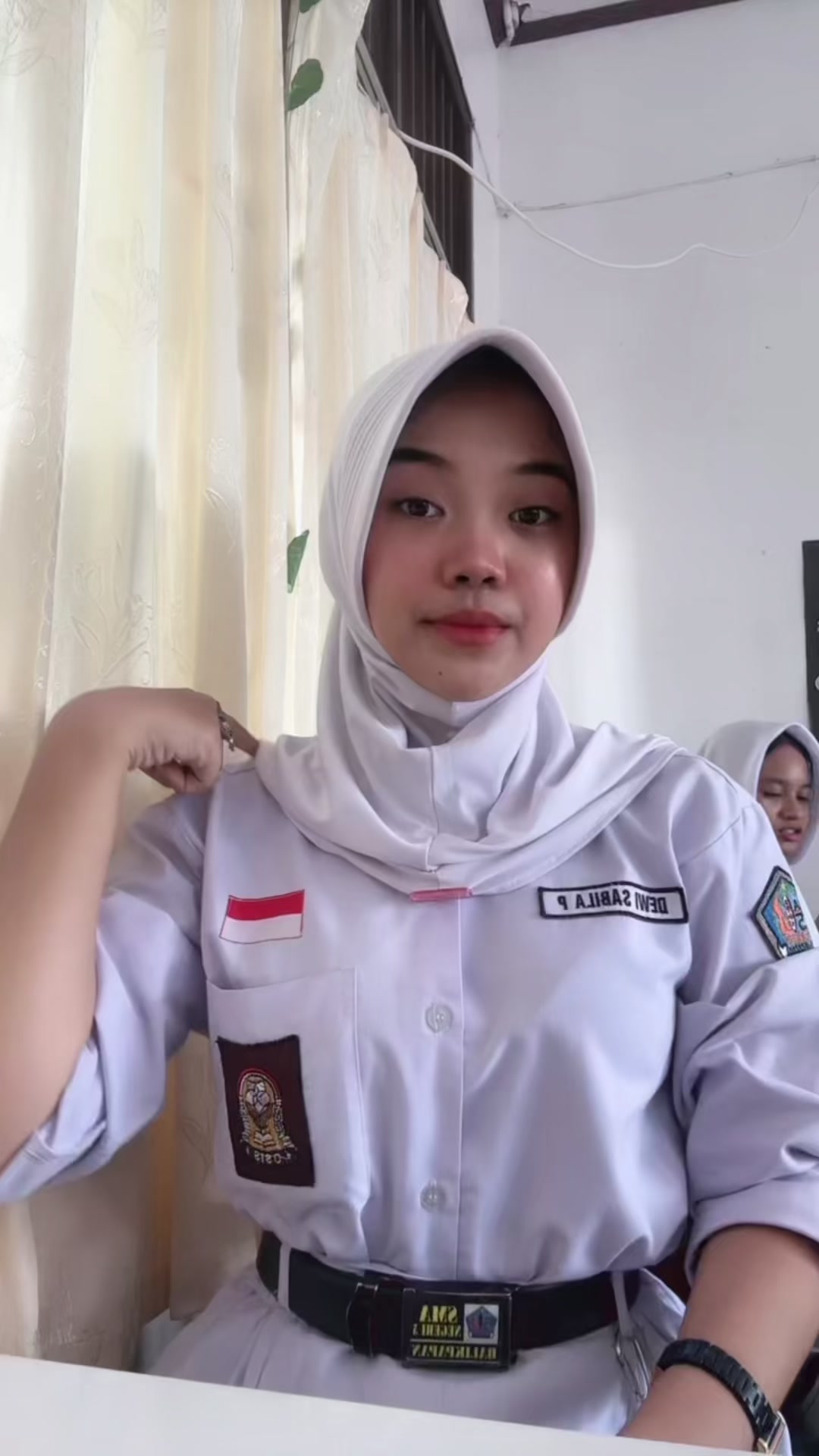 @dewisybila