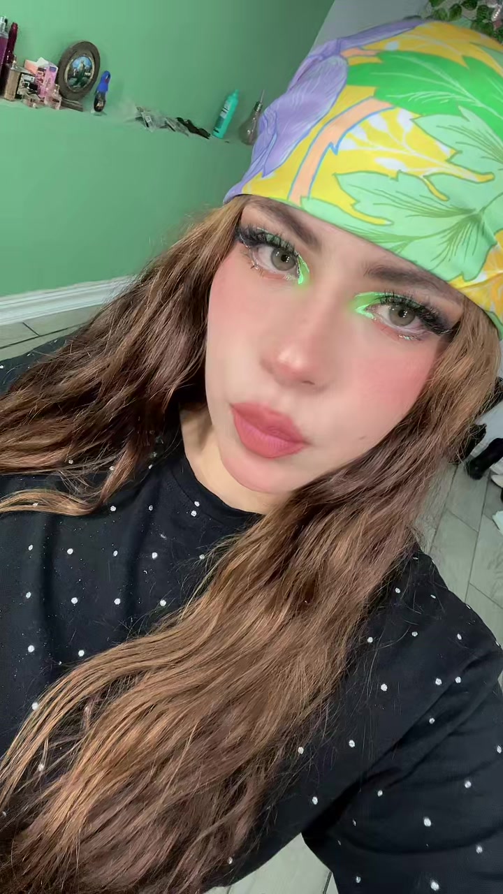 @Luz Estrada 🐺🖤