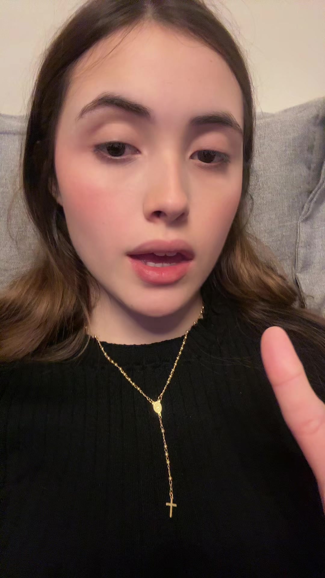 @arianavalvess_