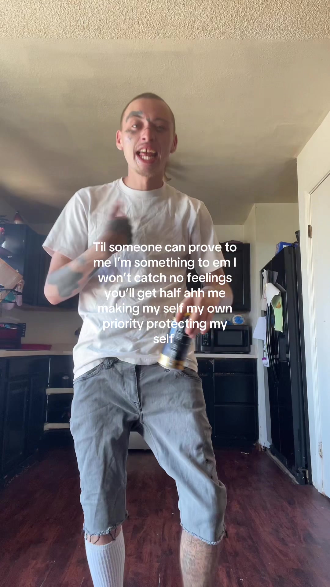@lilwhozzie