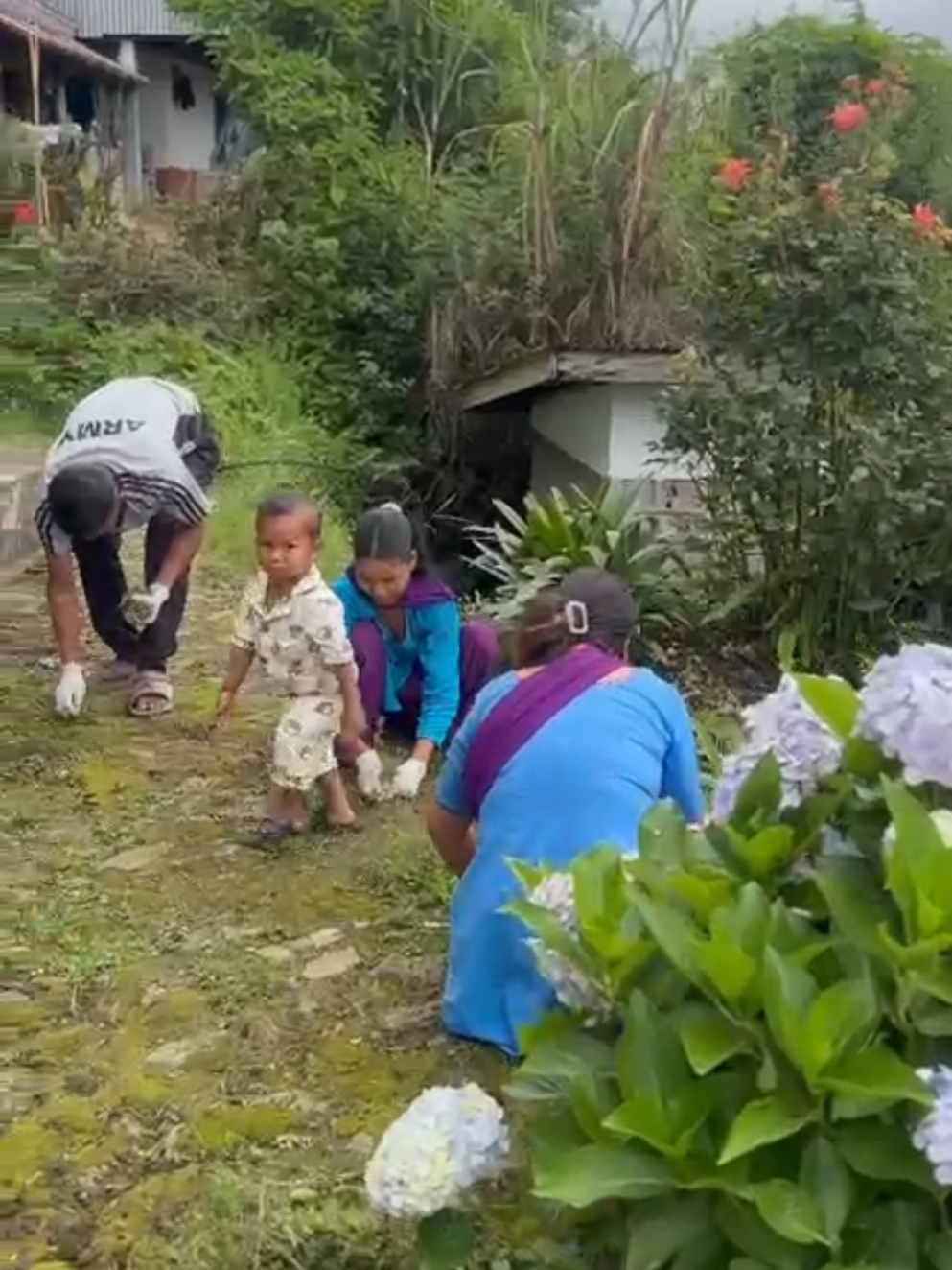 @लडाकु_सरकार ✌️🇳🇵