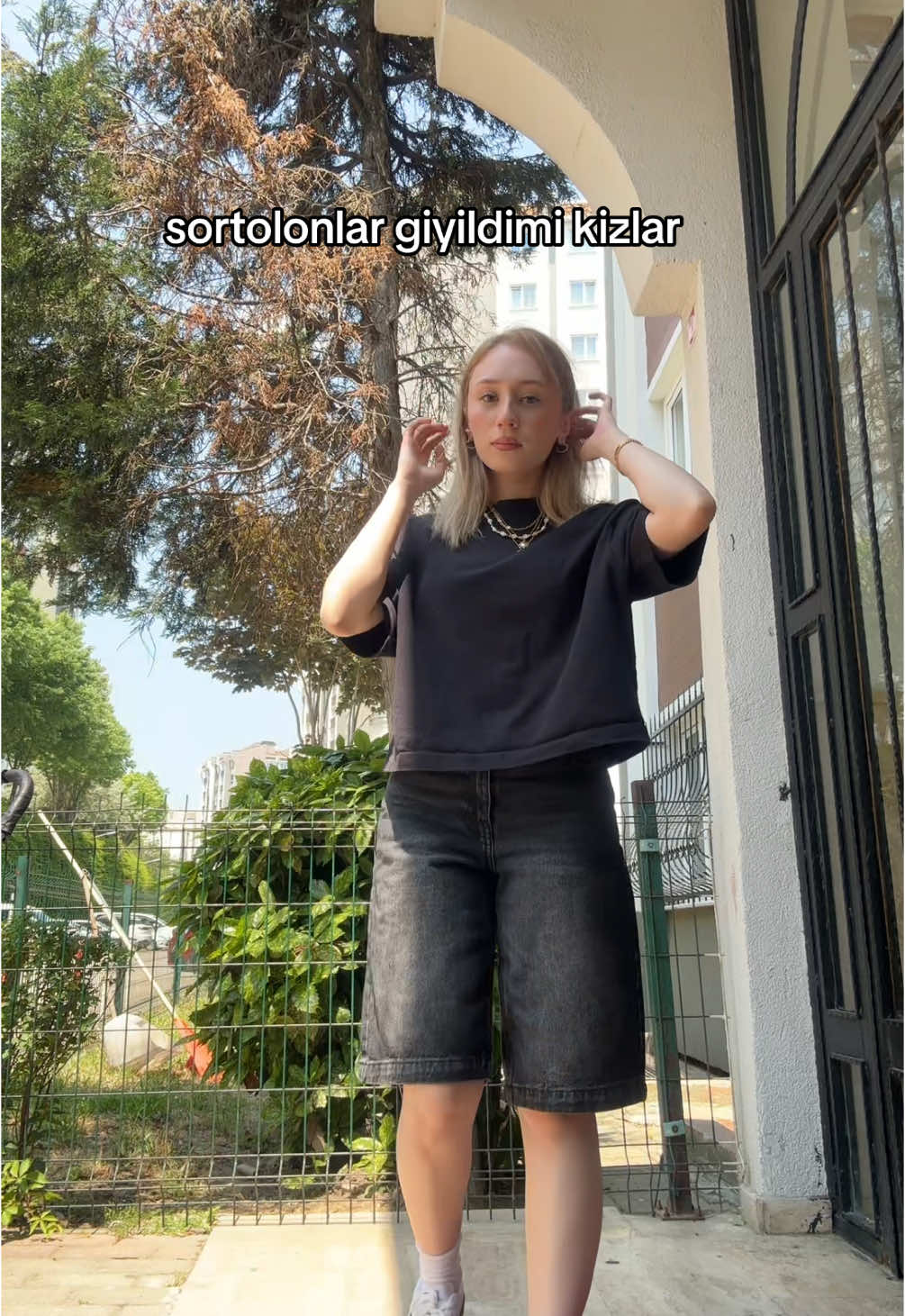 @sude