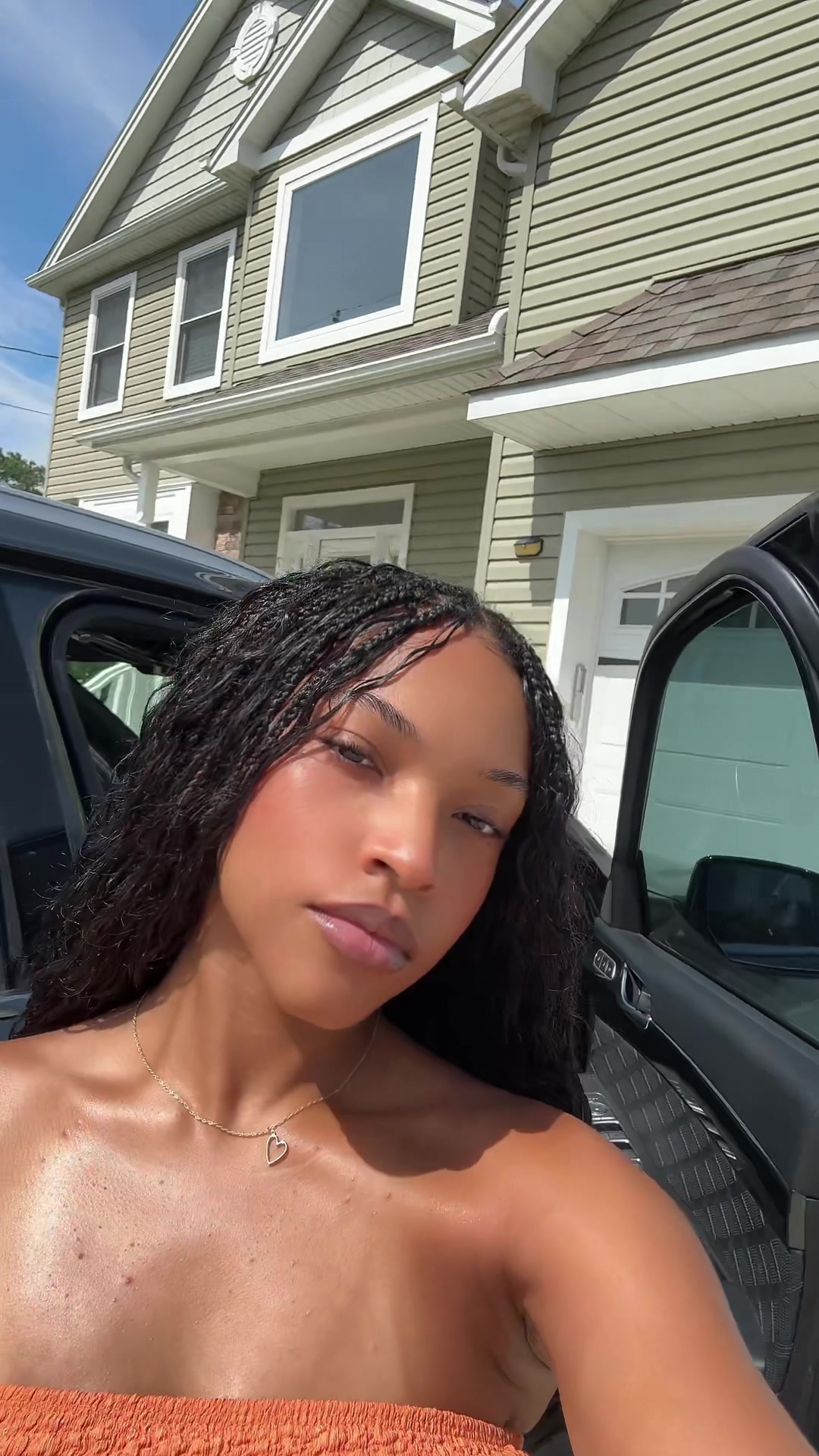 @Rach🖤