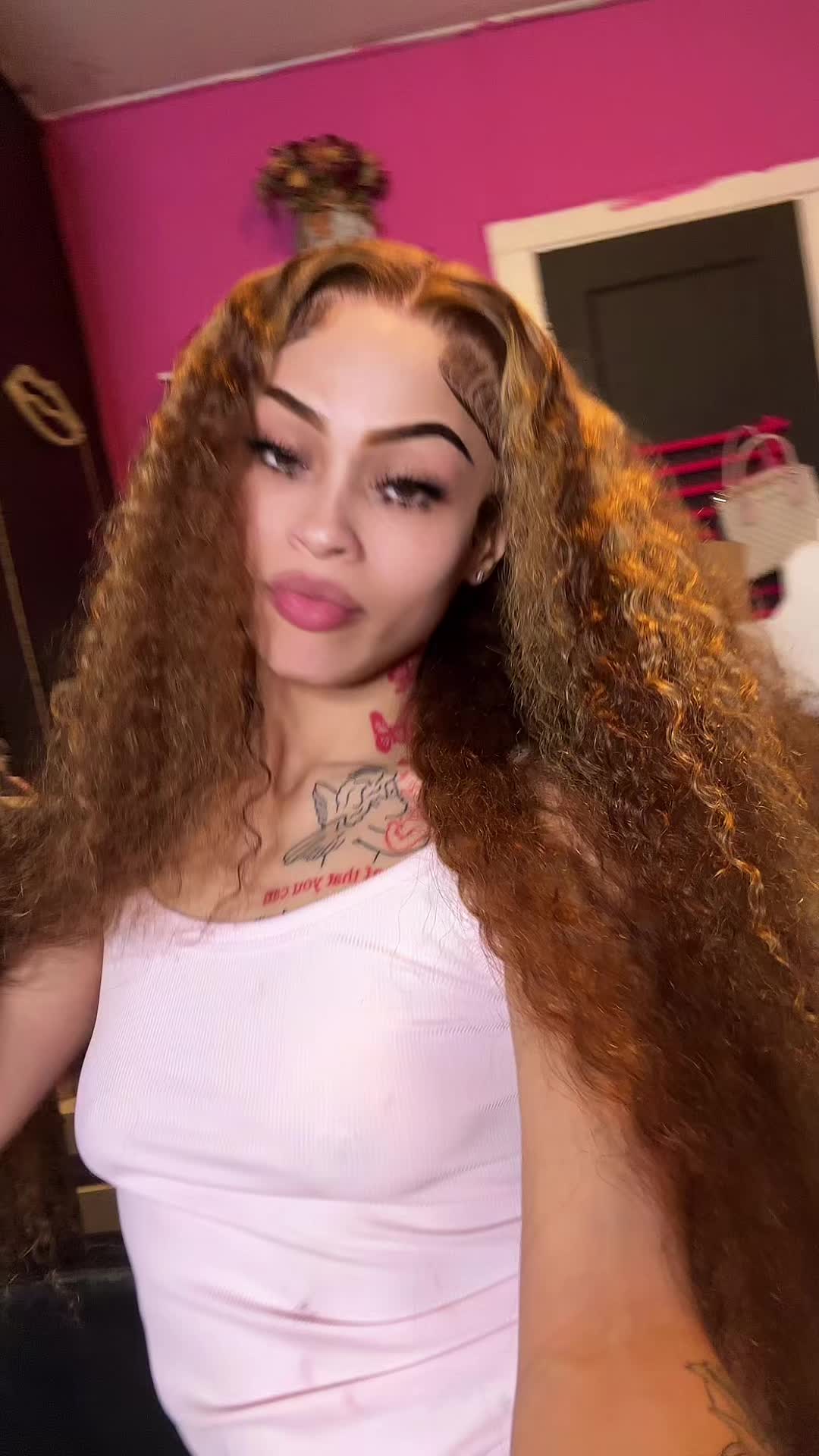 @DezzyCo
