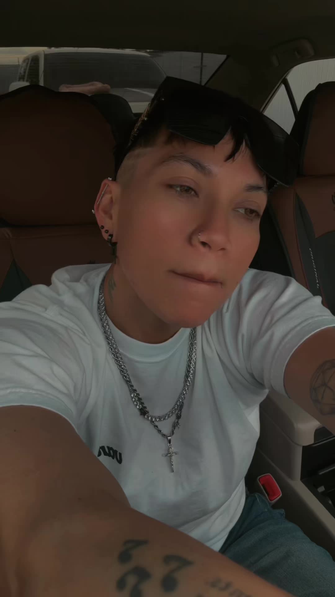 @🇬🇺Beeeee 🖤🥀