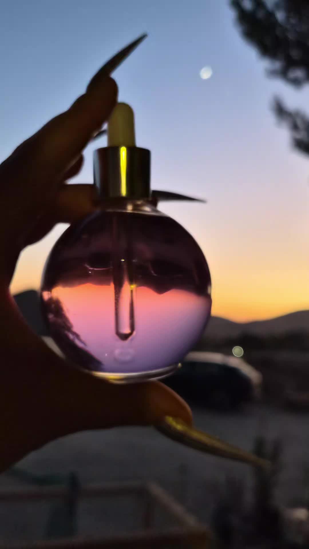 @Bruja Perfume Lab