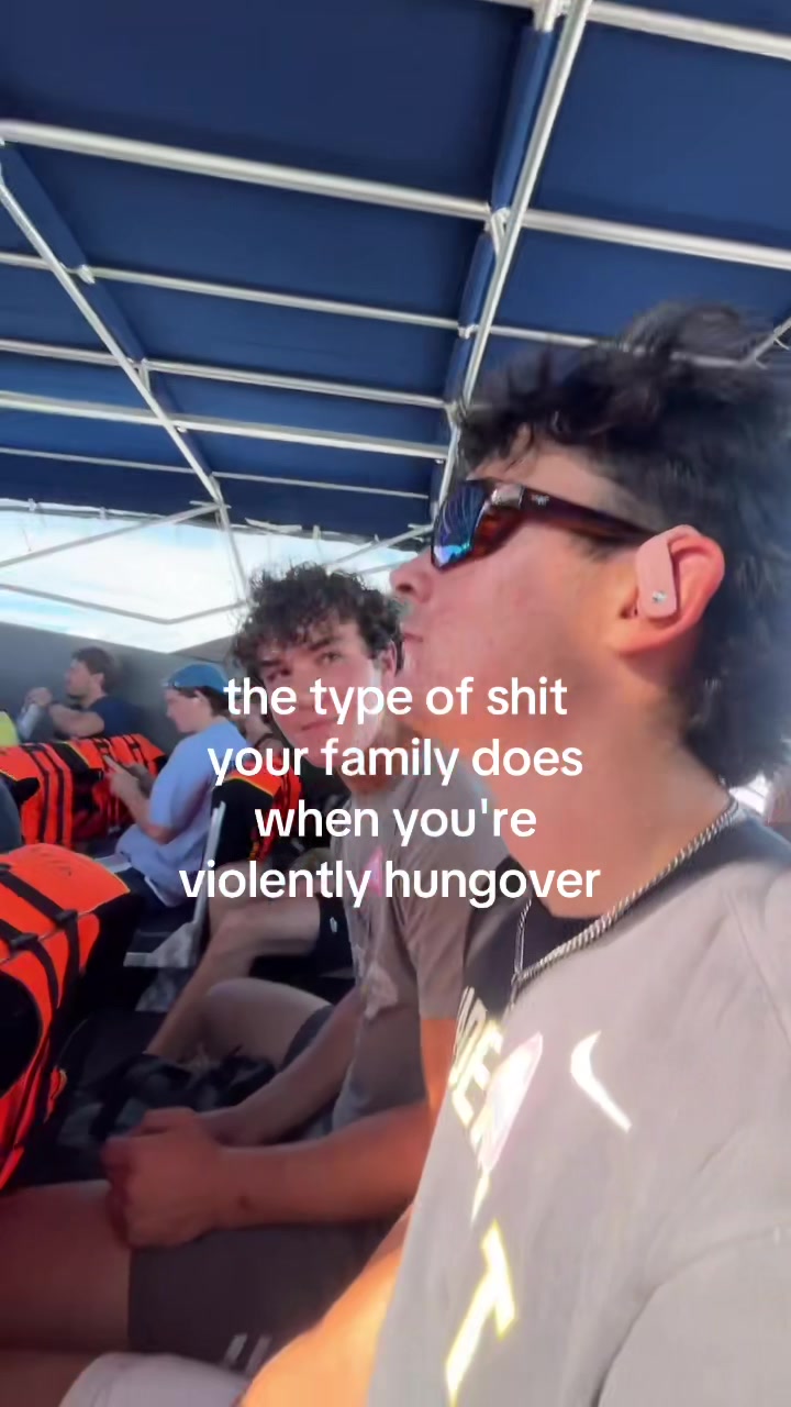 @lily q roberts