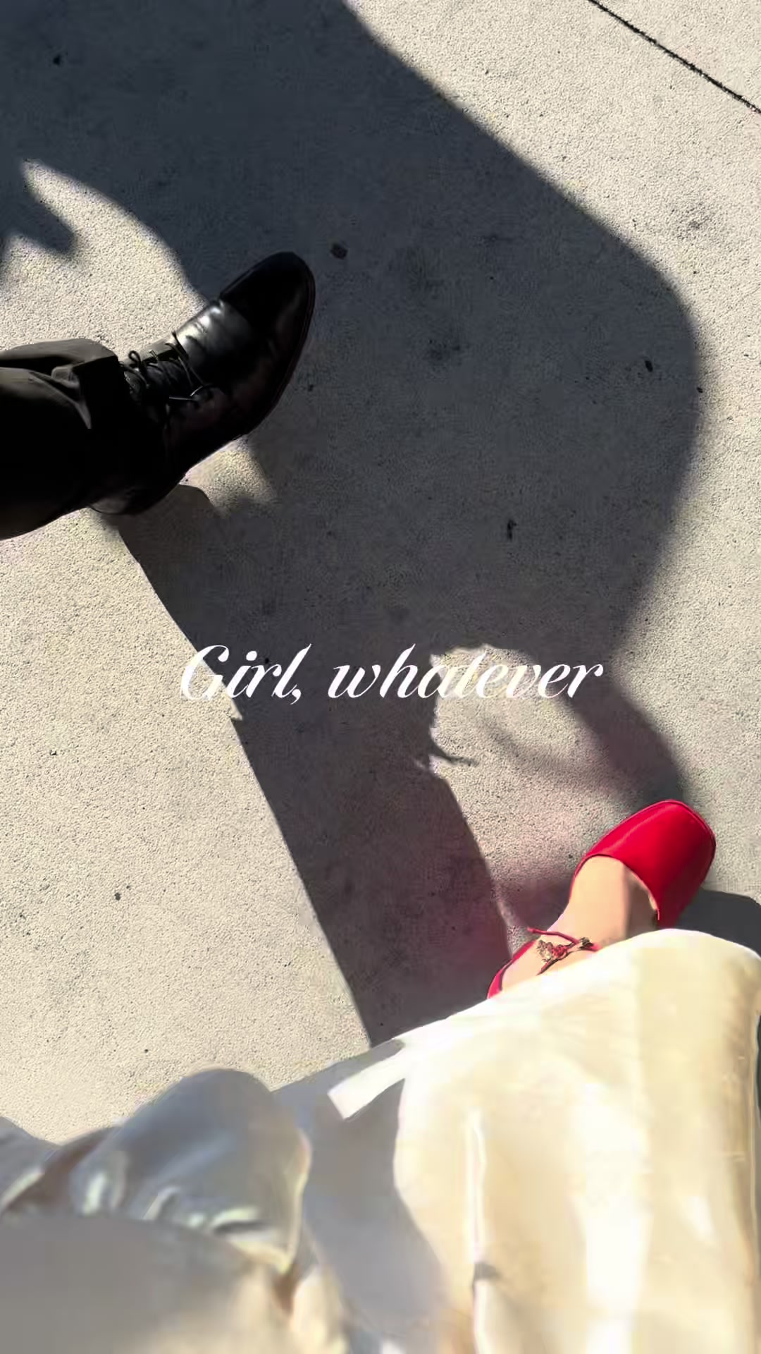@that1girlcrystal 🪩✨🦢🖤☕️